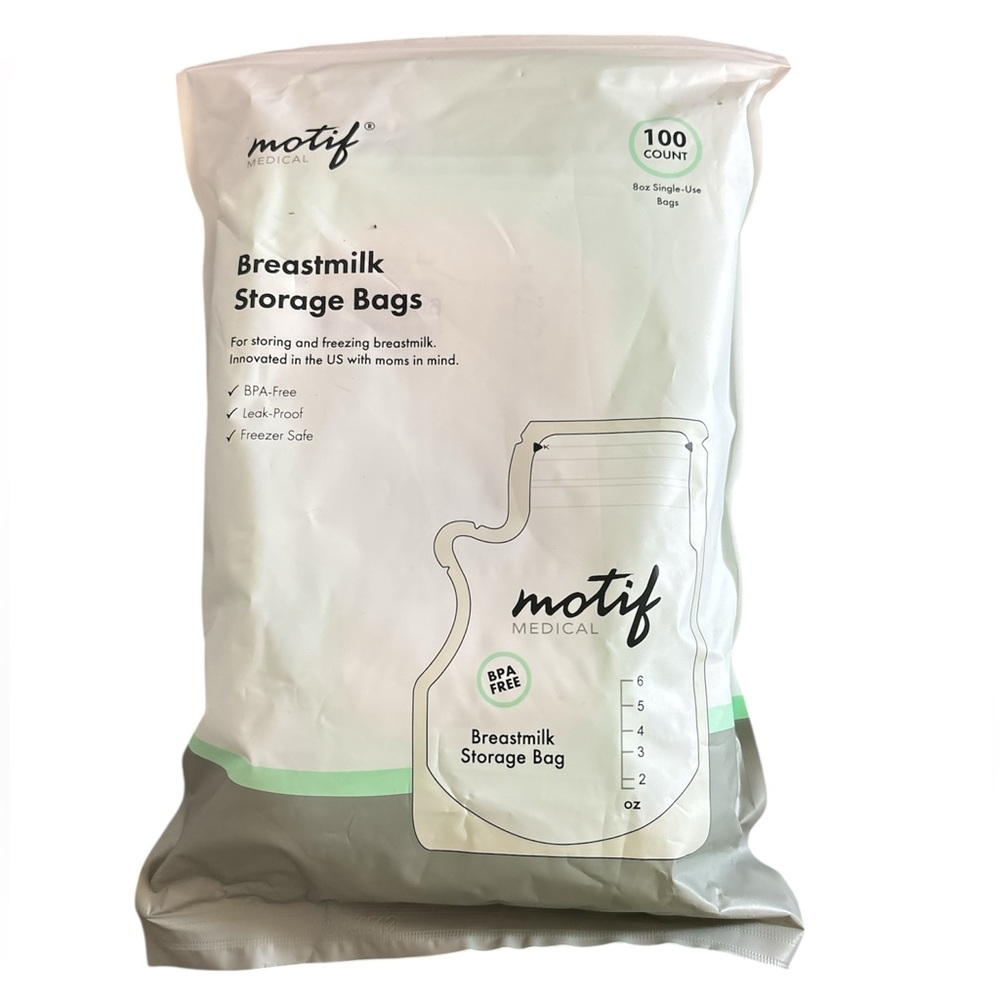 Motif Medical Green and White Breastmilk Storage Bags - 100 Count